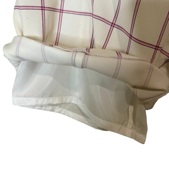 Catwalk Performance Artwear white/pink/burgundy lined golf shorts - Picture 4 of 11